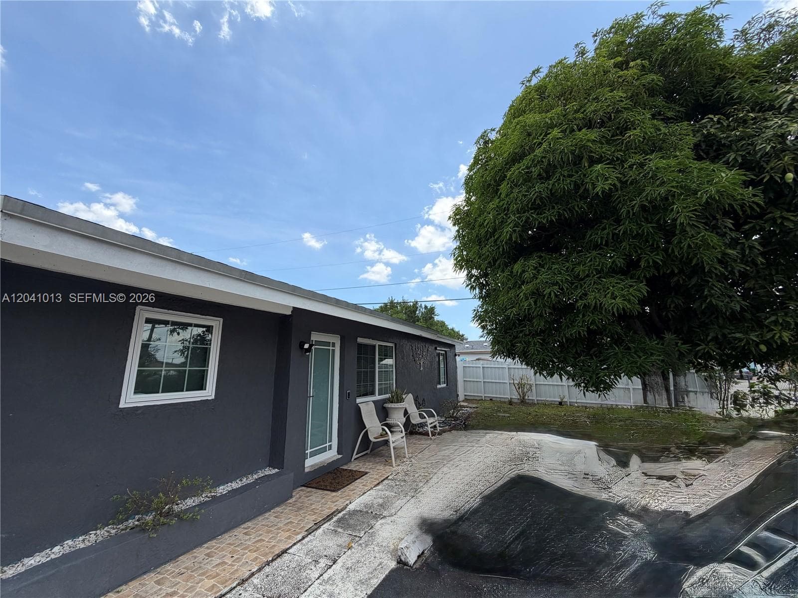 2300 SW 43rd Ave, Fort Lauderdale, FL 33317 photo 3