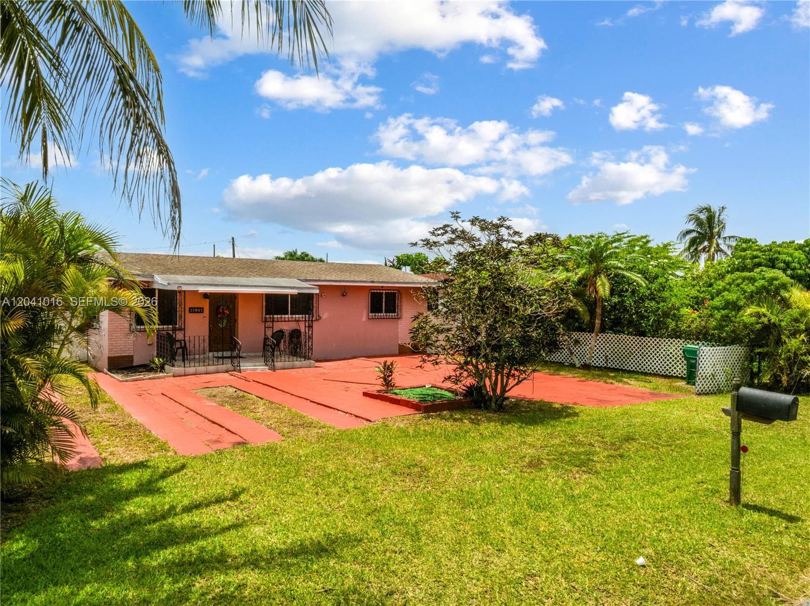 11941 SW 4th St, Miami, FL 33184 photo 4