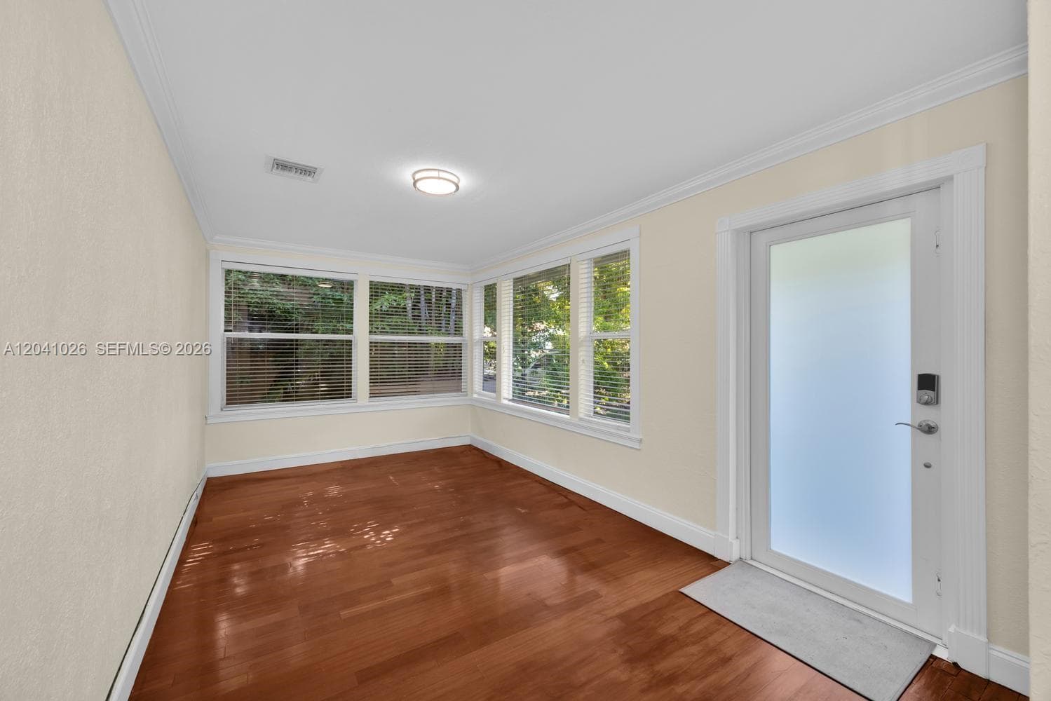 829 Medina Ave, Coral Gables, FL 33134 photo 2