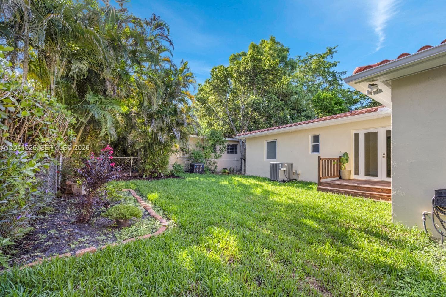 829 Medina Ave, Coral Gables, FL 33134 photo 4