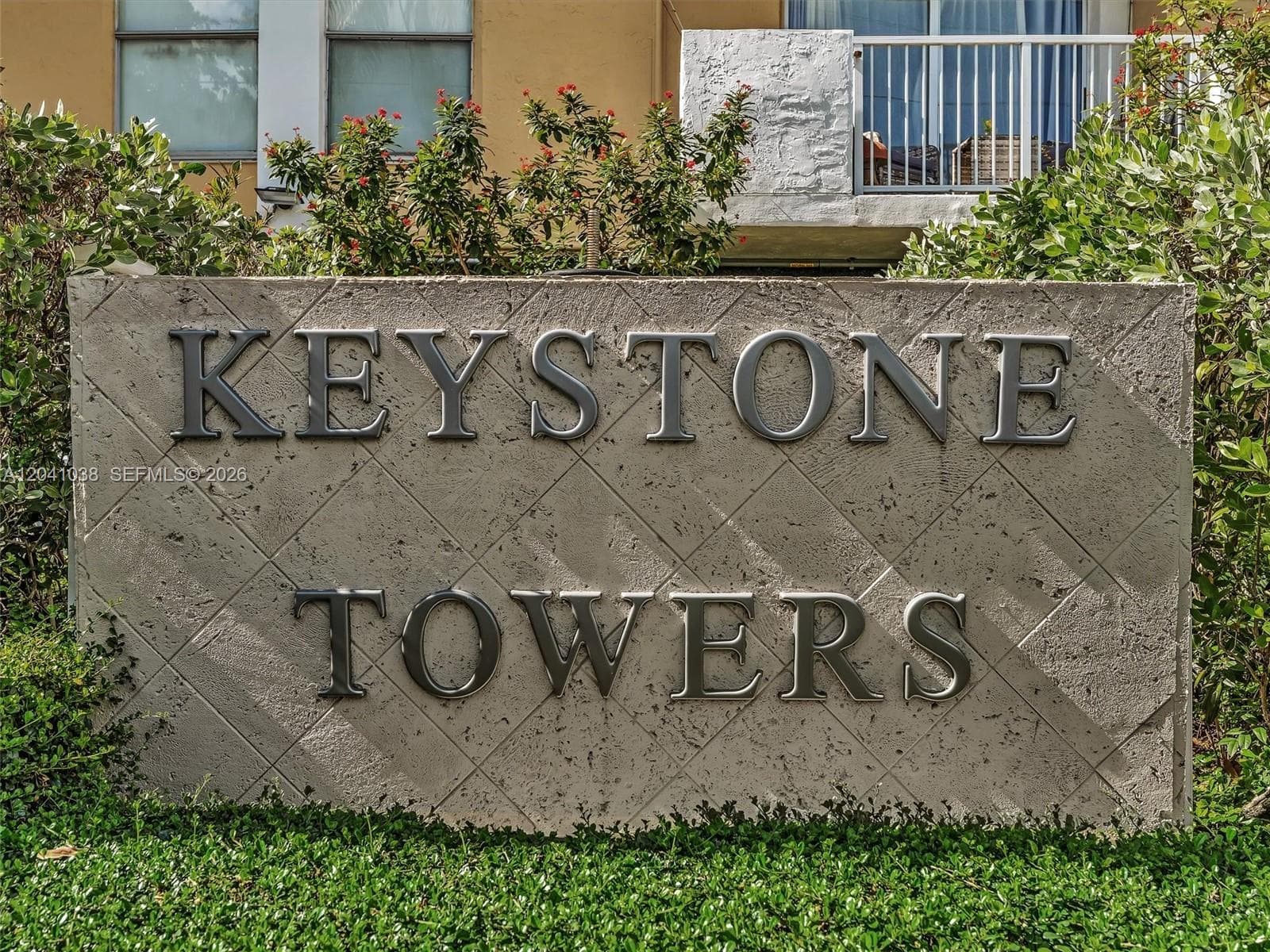 2020 NE 135th St # 601, North Miami, FL 33181 photo 2
