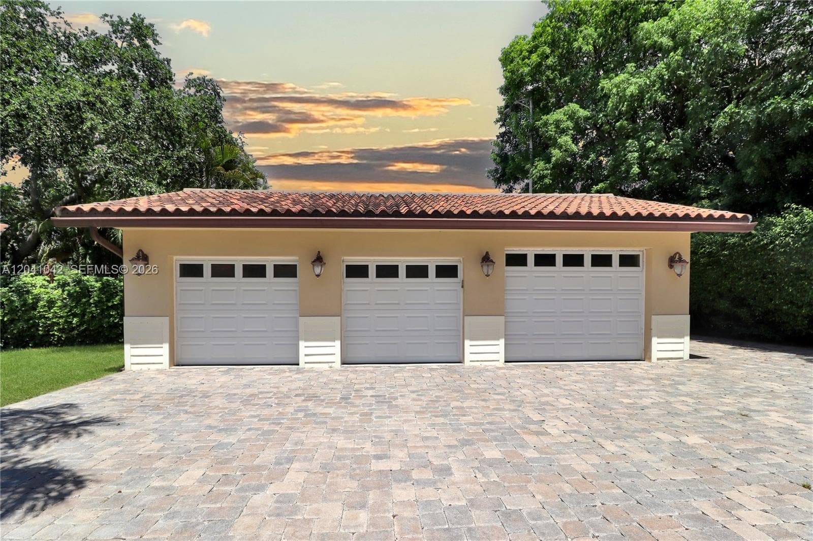 15144 SW 72nd Ct, Palmetto Bay, FL 33158 photo 4