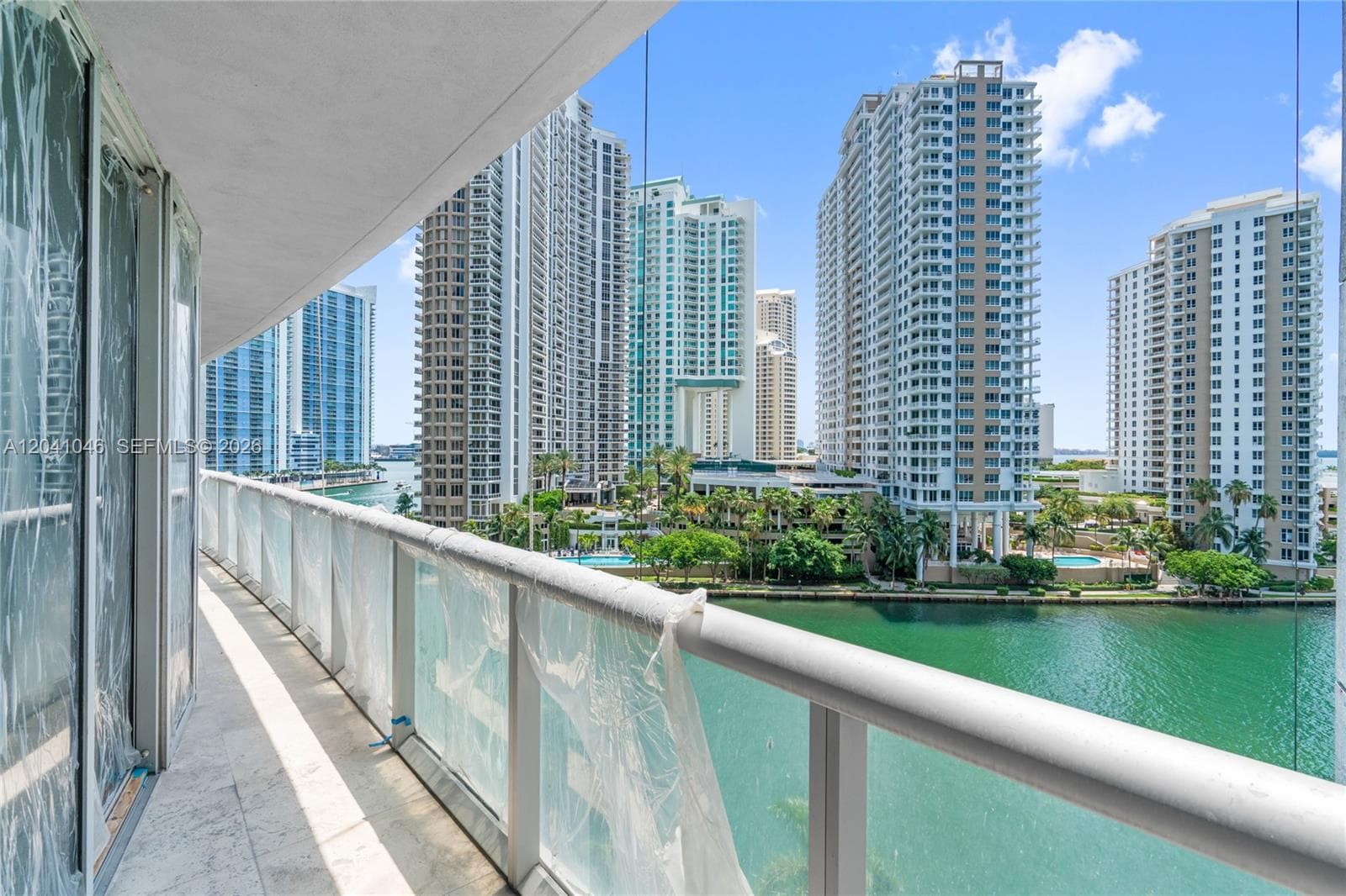 Icon Brickell Tower 2 photo 2