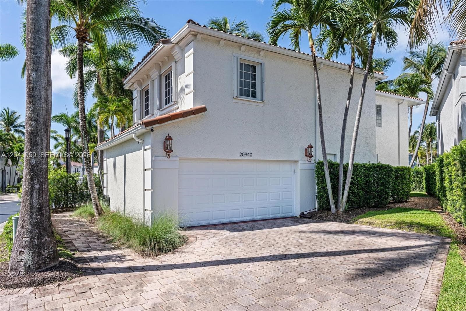 20940 NE 31st Pl, Aventura, FL 33180 photo 2