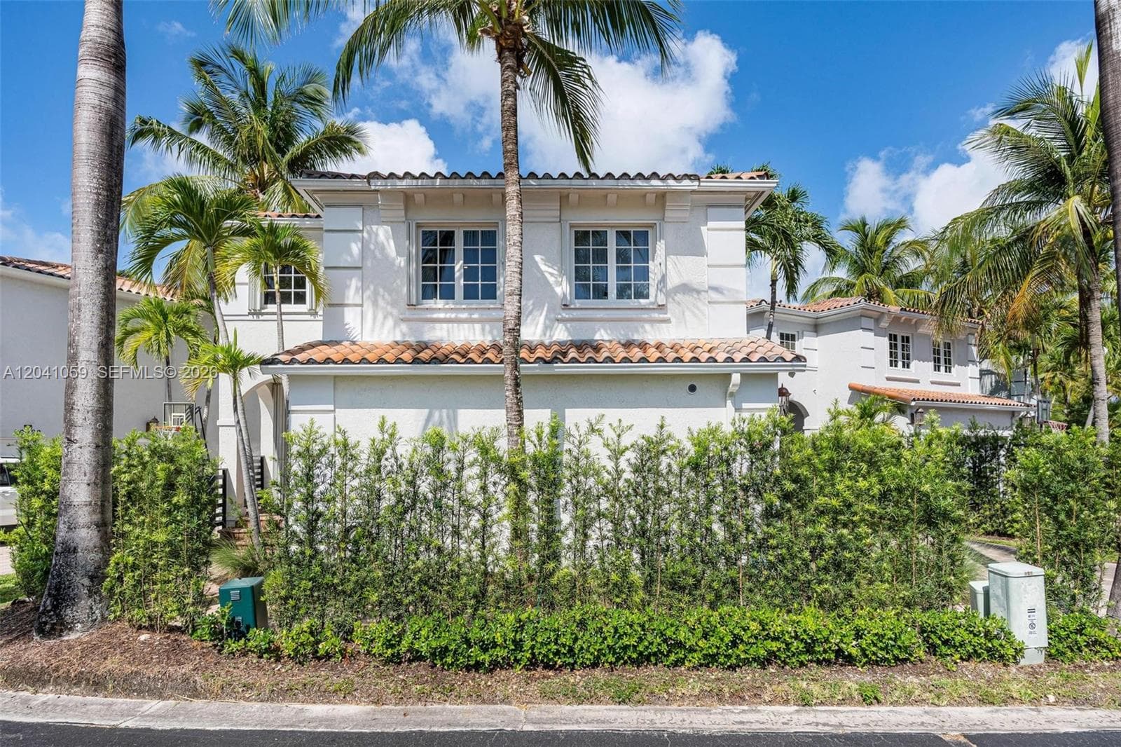 20940 NE 31st Pl, Aventura, FL 33180 photo 3