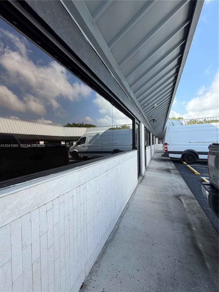 10146 NW 47th St # 10146, Sunrise, FL 33351 photo 2
