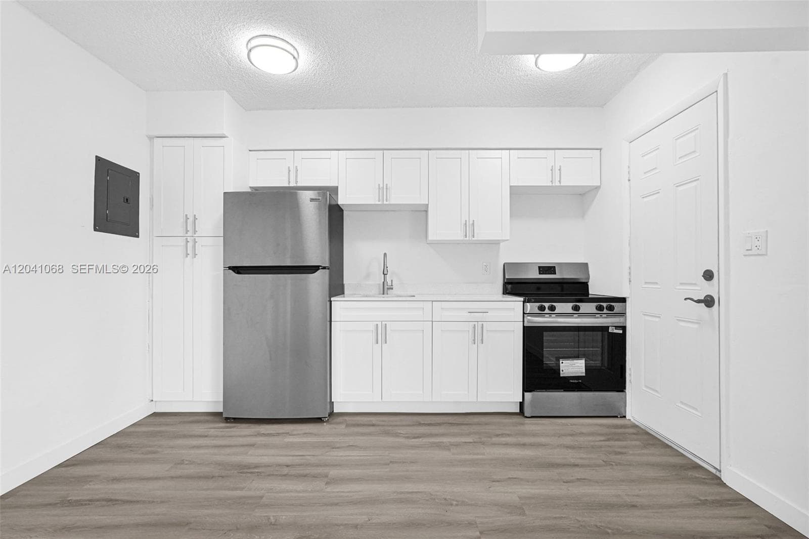 13210 Memorial Hwy # 205, North Miami, FL 33161 photo 5