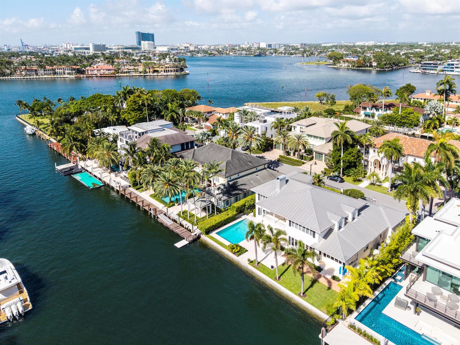 704 Isle Of Palms Drive, Fort Lauderdale, FL 33301 photo 3