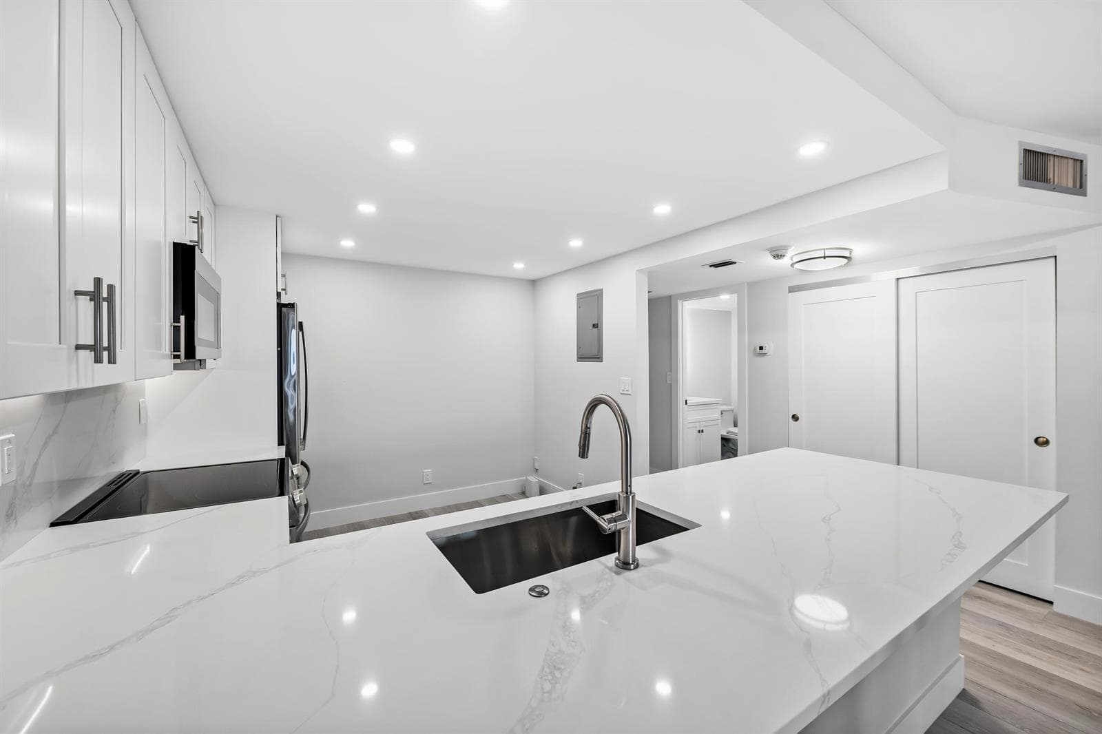 5100 N Ocean Boulevard # 502, Lauderdale By The Sea, FL 33308 photo 4