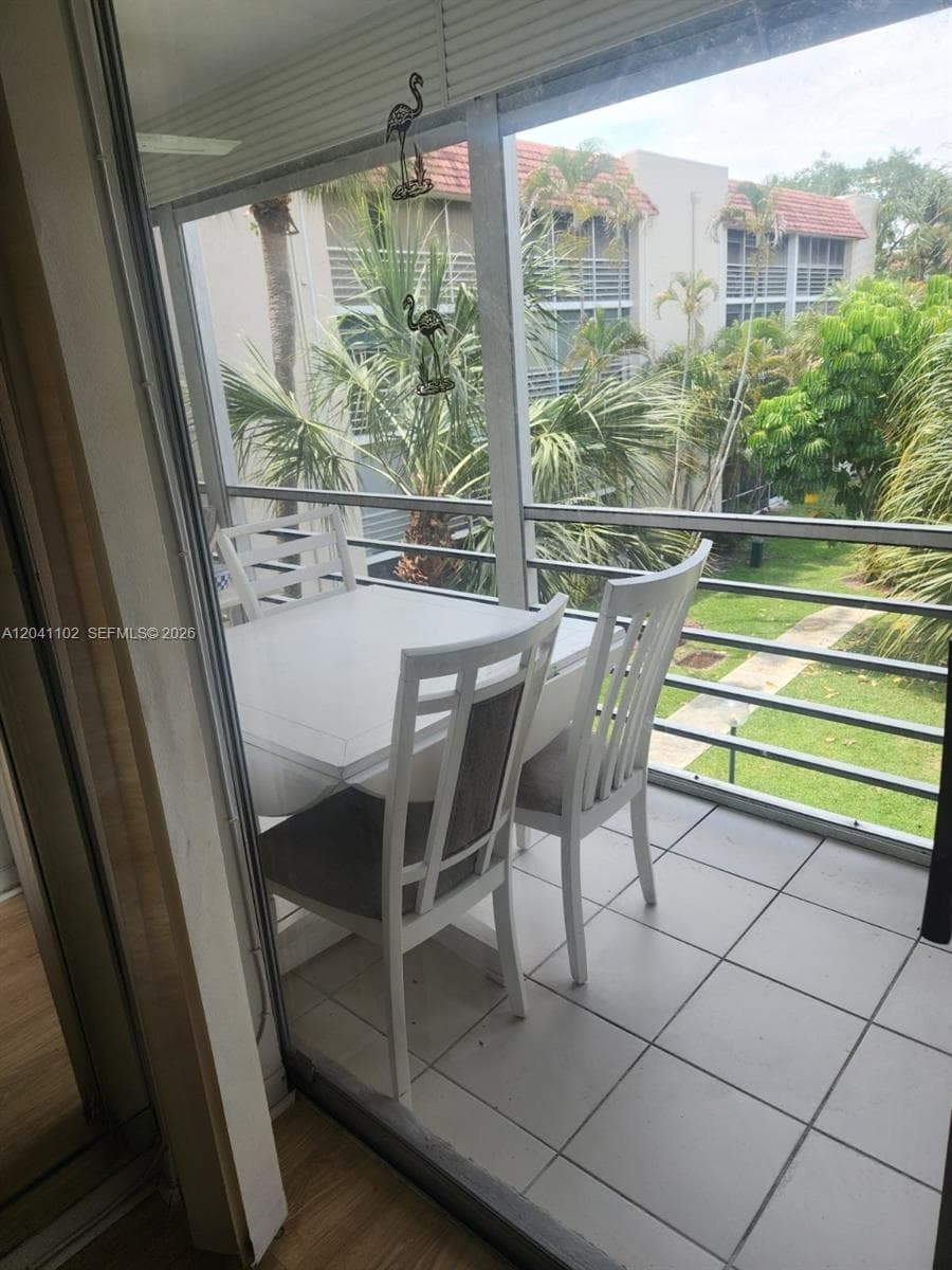 3571 Inverrary Dr # 307, Lauderhill, FL 33319 photo 5