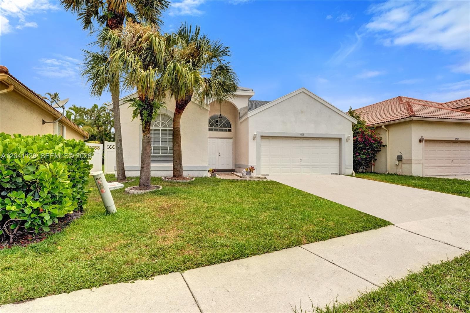 6931 NW 34th St # 6931, Margate, FL 33063 photo 2