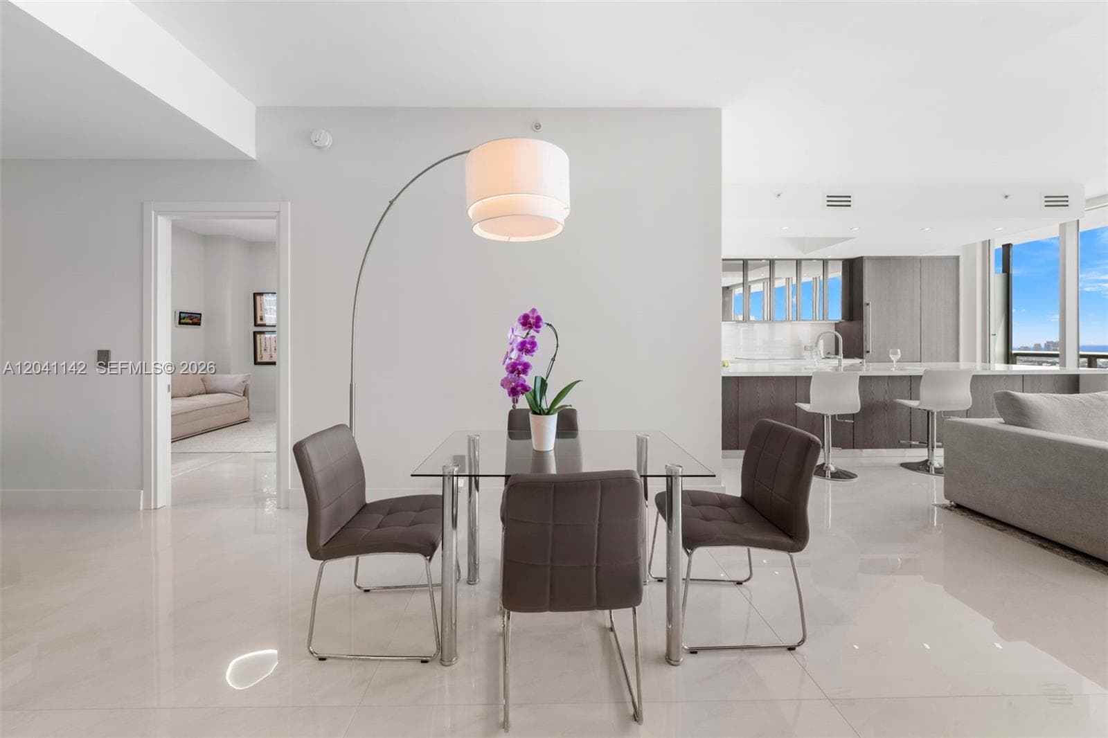 888 Biscayne Blvd # 5404, Miami, FL 33132 photo 5