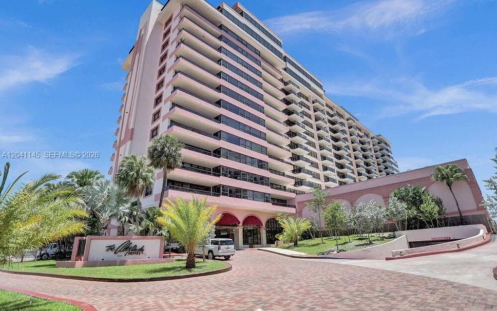 5225 Collins Ave # 914, Miami Beach, FL 33140 photo 4