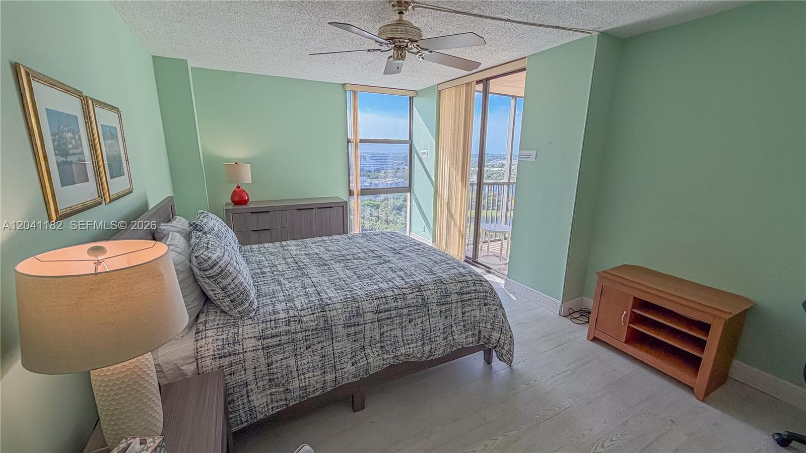 20335 W Country Club Dr # 2102, Aventura, FL 33180 photo 2