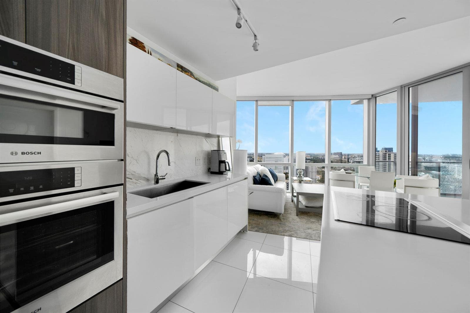 851 NE 1st Avenue # 2410, Miami, FL 33132 photo 5