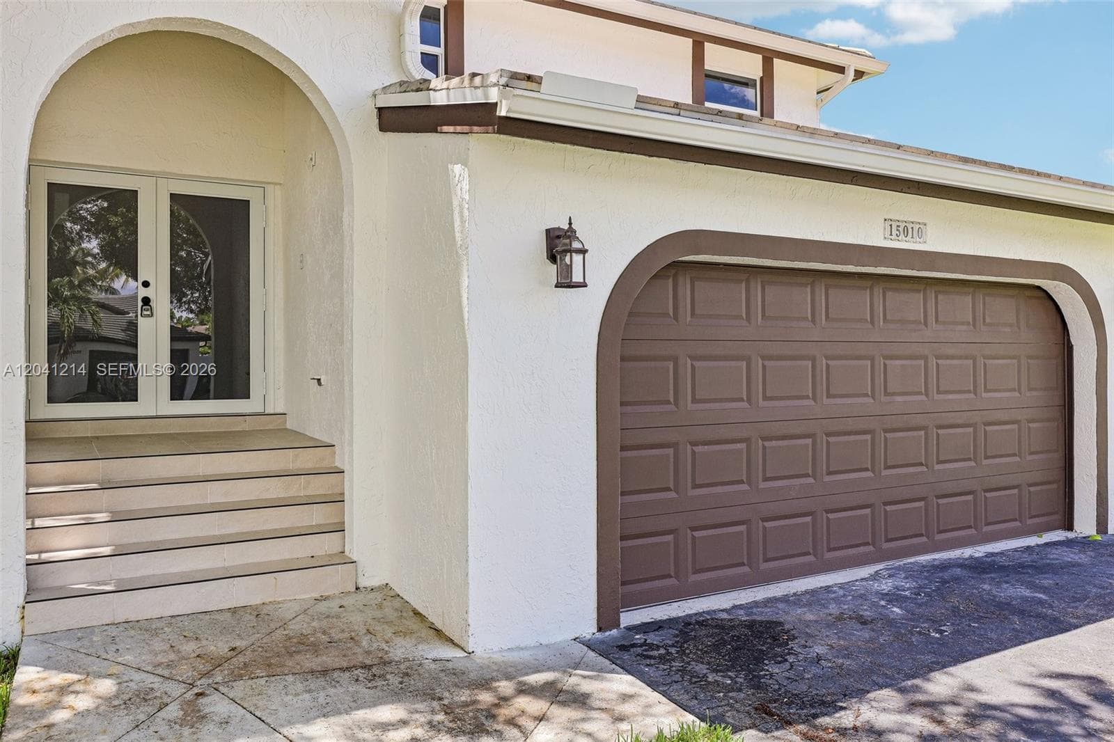 15010 E Falcons Lea Dr, Davie, FL 33331 photo 2