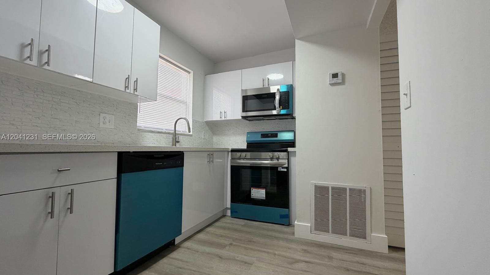 237 Lake Frances Dr # 237, West Palm Beach, FL 33411 photo 3