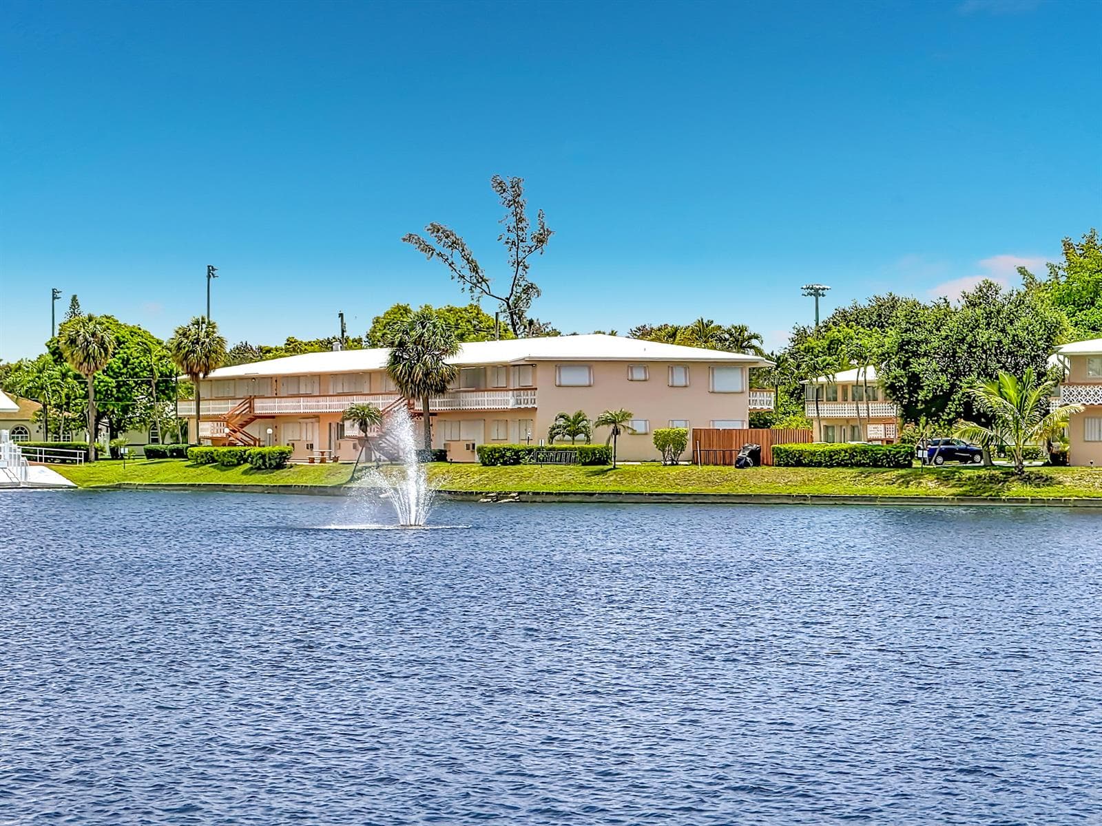 1050 SW 11th Street # L2, Hallandale Beach, FL 33009 photo 2