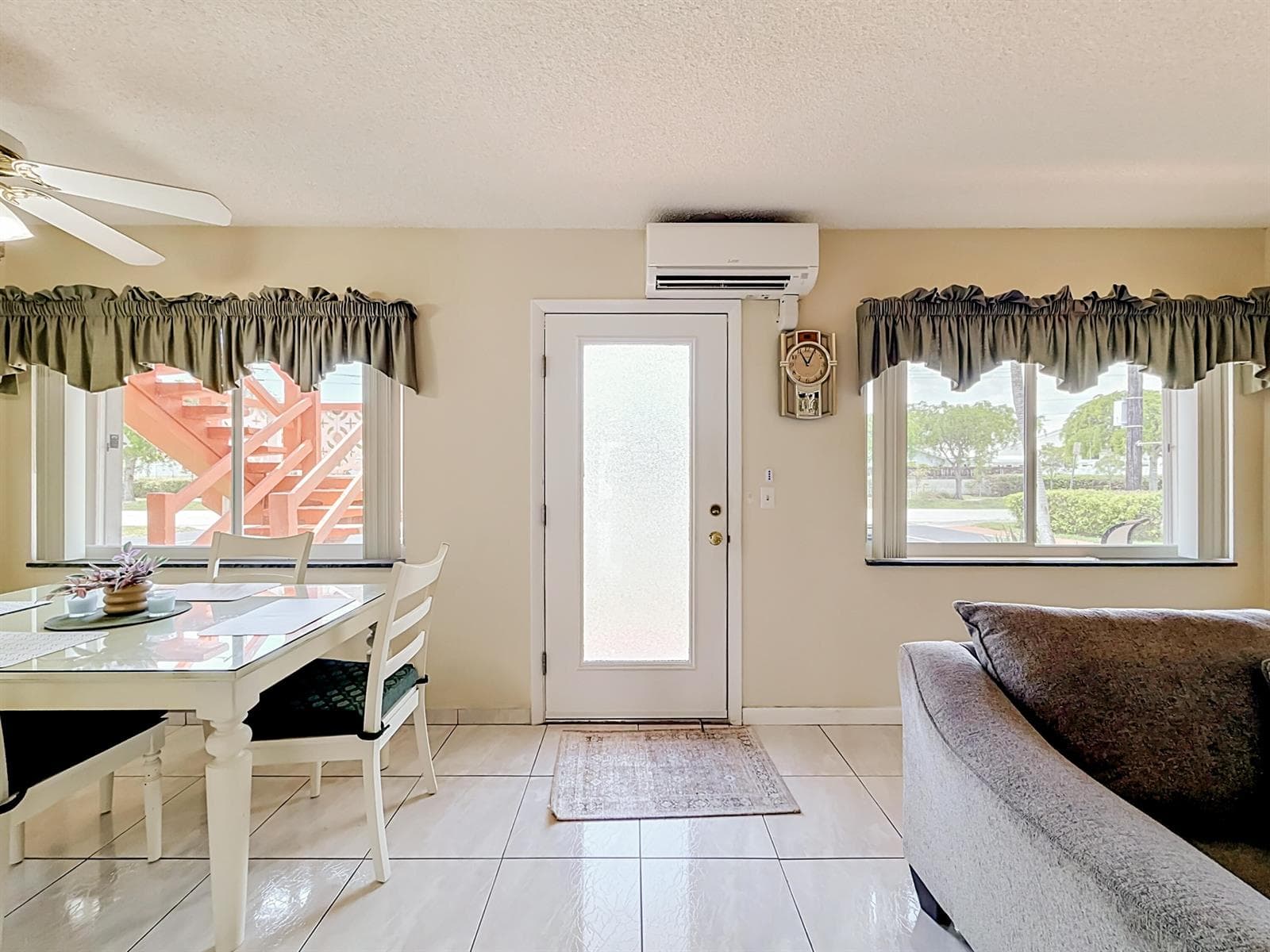 1050 SW 11th Street # L2, Hallandale Beach, FL 33009 photo 4