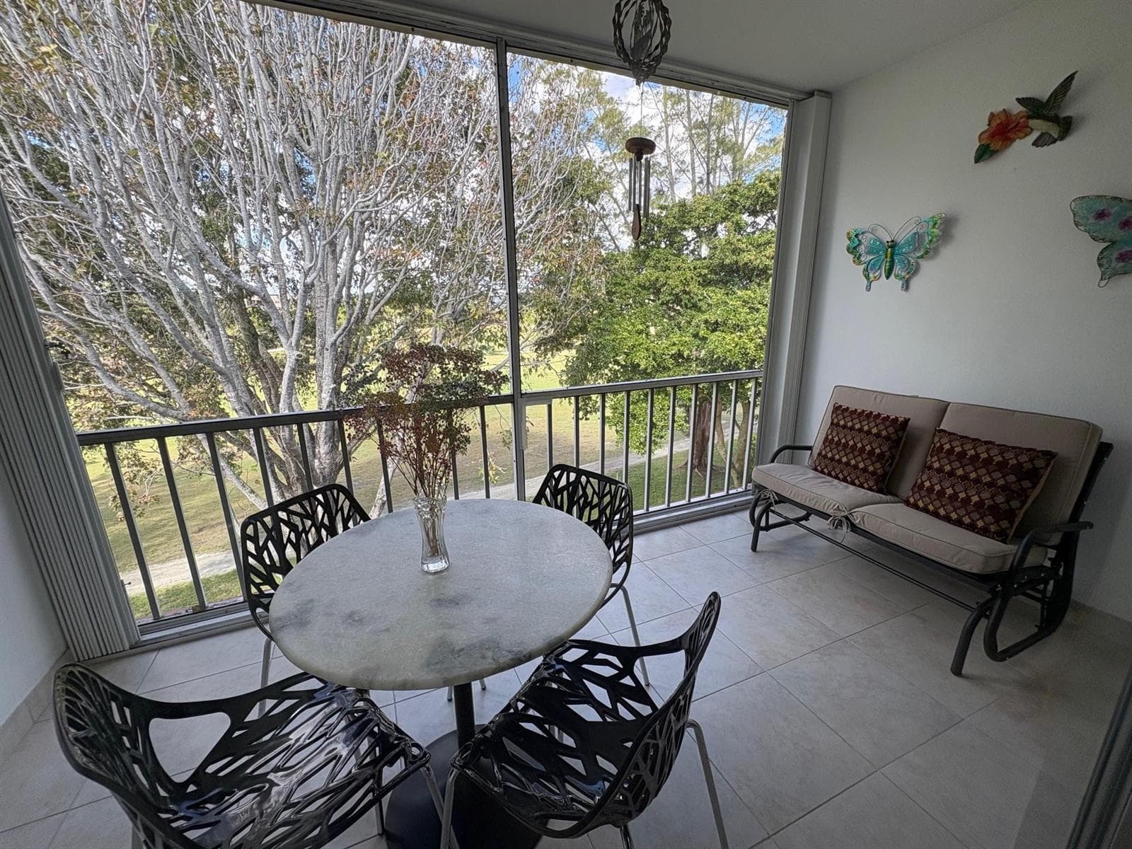 1055 Country Club Drive # 404, Margate, FL 33063 photo 2