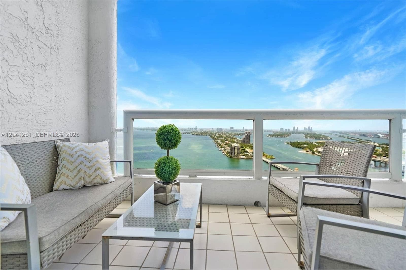 1717 N Bayshore Dr # D-3931, Miami, FL 33132 photo 5