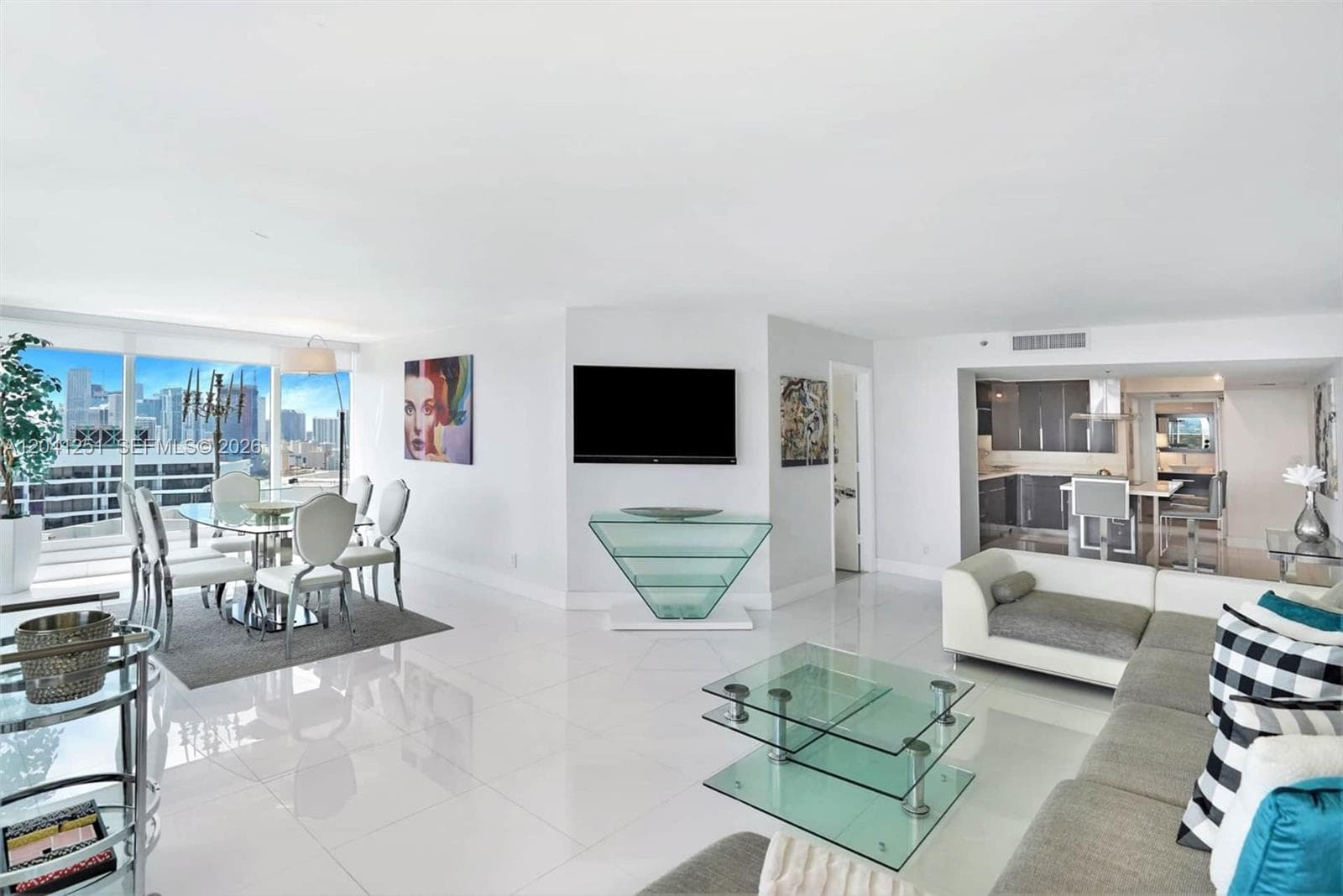 1717 N Bayshore Dr # D-3931, Miami, FL 33132 photo 4