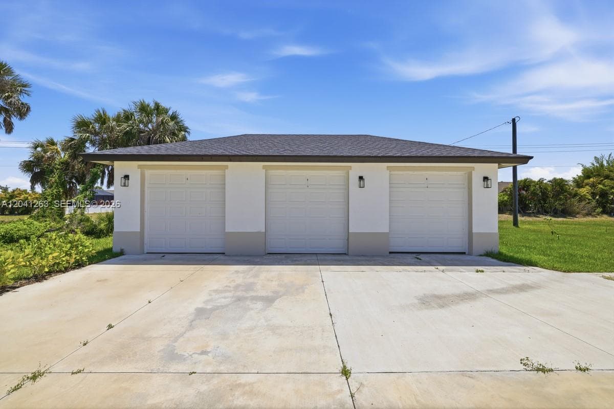 195 Rotonda Blvd W # A, Port Charlotte, FL 33947 photo 2