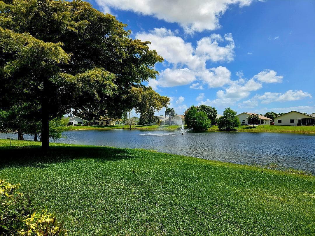 5415 Crystal Anne Drive, West Palm Beach, FL 33417 photo 4