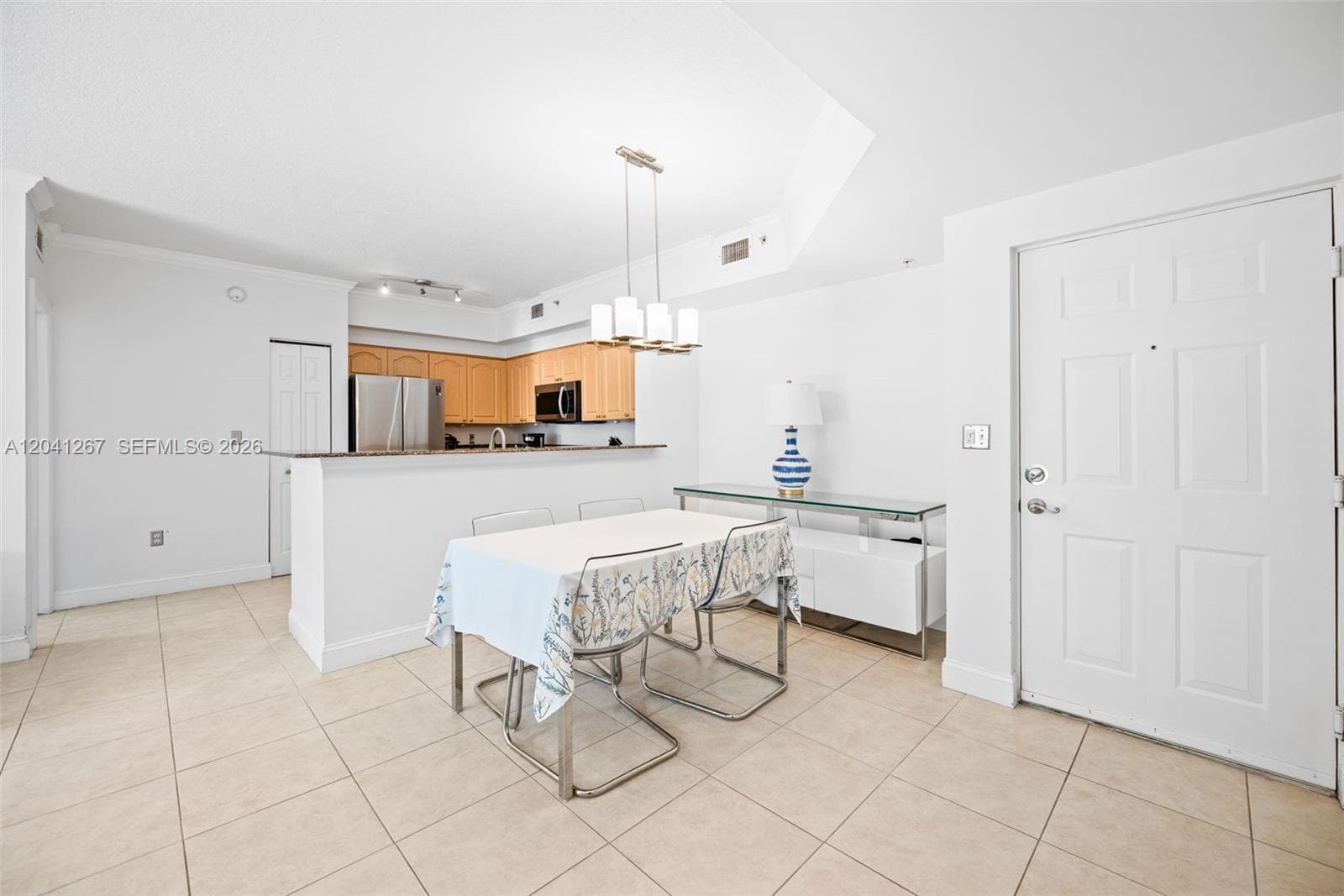 6861 SW 44th St # 202, Miami, FL 33155 photo 3