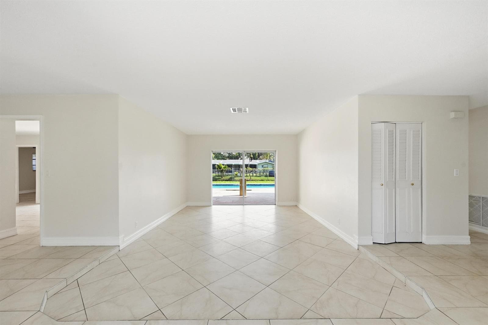 1430 NW 73rd Avenue NW, Plantation, FL 33313 photo 4