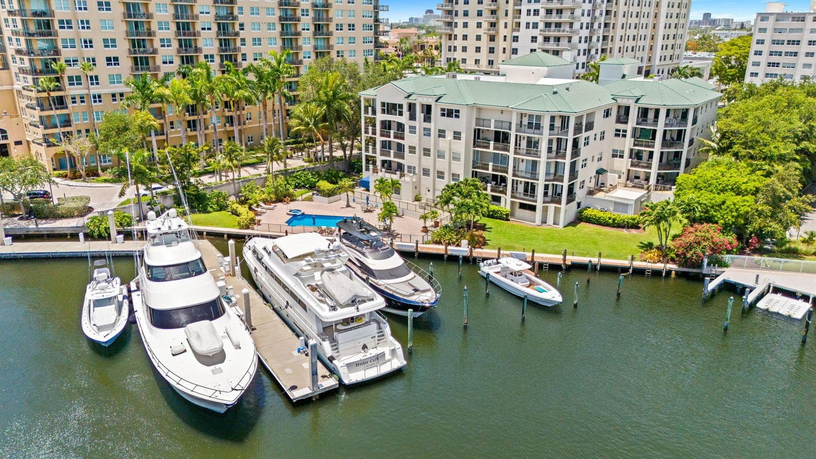 1050 Seminole Drive # Phb, Fort Lauderdale, FL 33304 photo 2