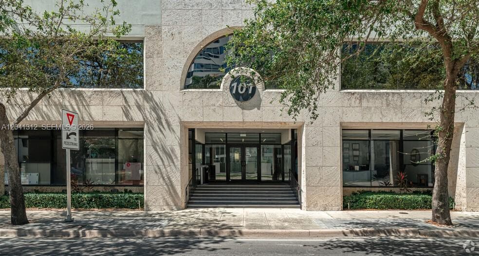 101 NE 3rd Ave, Fort Lauderdale, FL 33301 photo 2