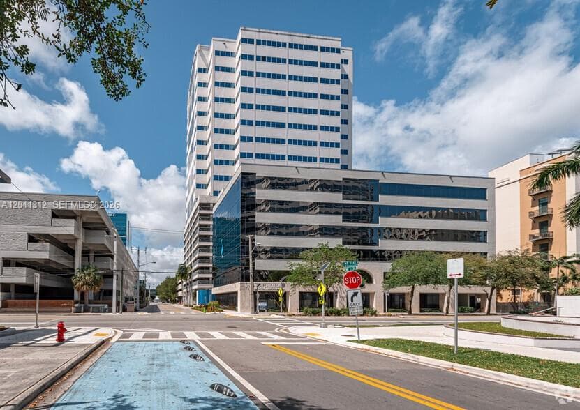 101 NE 3rd Ave, Fort Lauderdale, FL 33301 photo 3