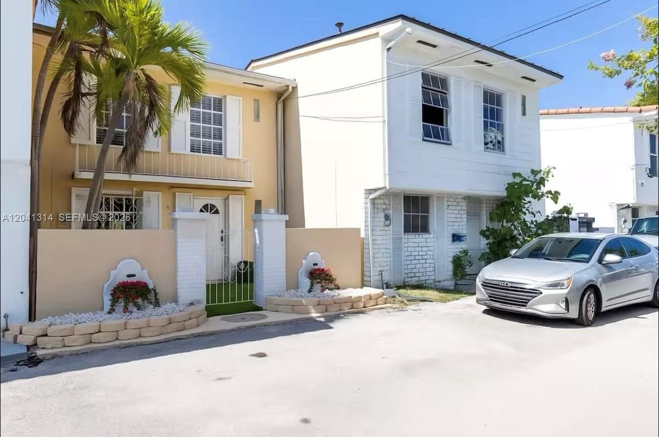 1949 NE 123rd St # 0, North Miami, FL 33181 photo 2