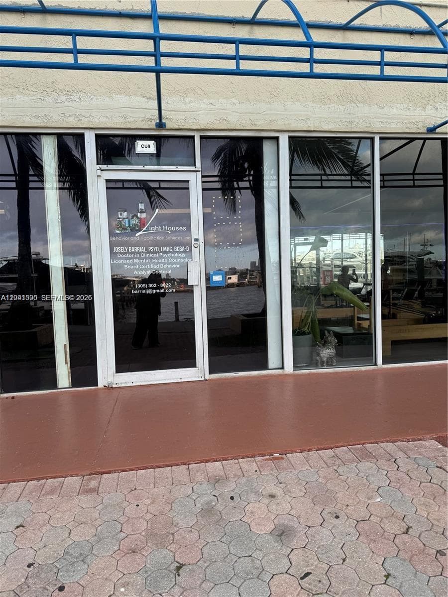 7601 E Treasure Dr # CU-9a, North Bay Village, FL 33141 photo 5