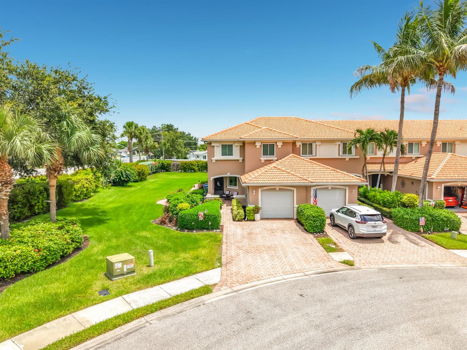2401 Caslotti Way, Cape Coral, FL 33909 photo 2
