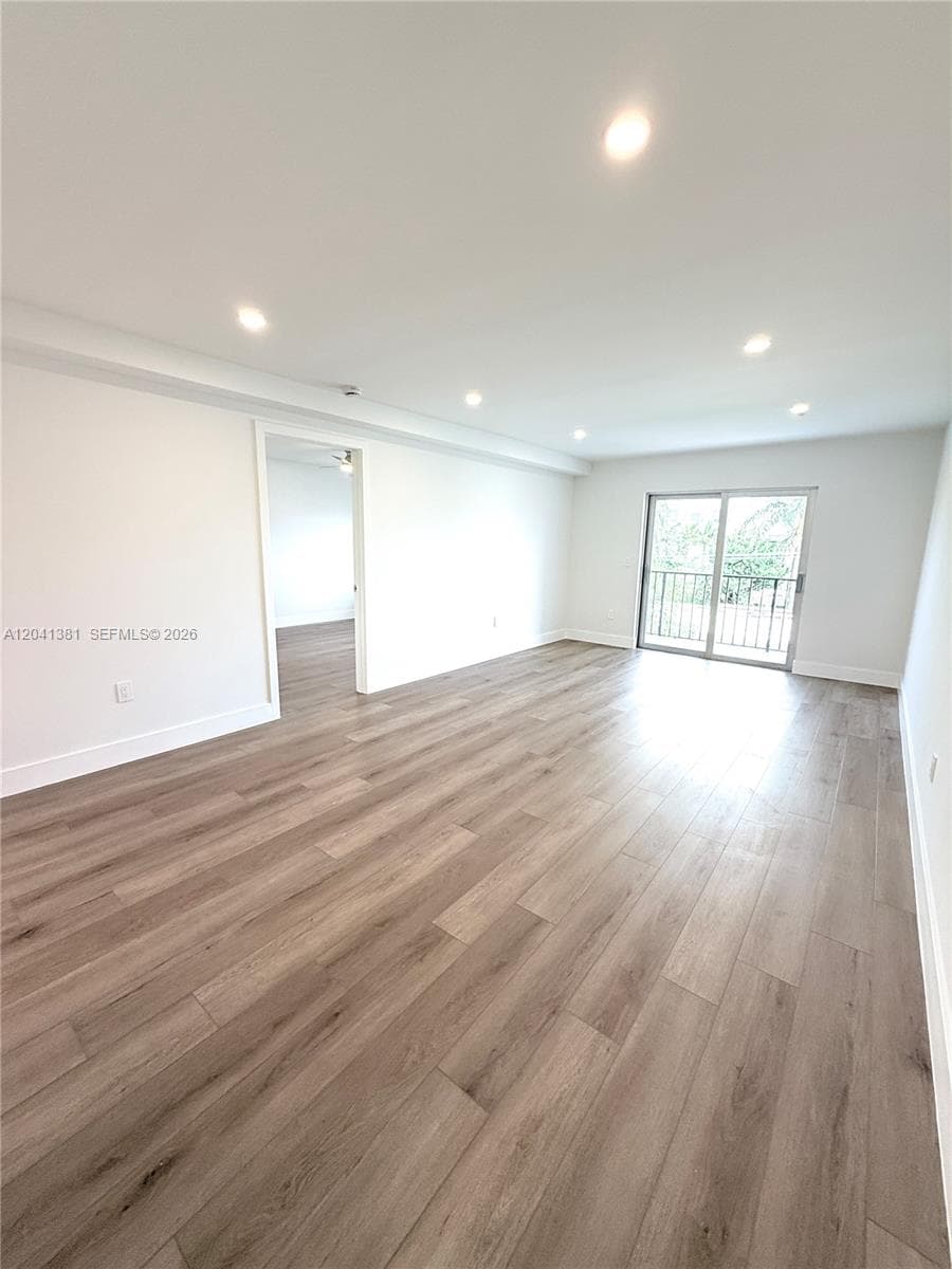 1900 Meridian Ave # 403, Miami Beach, FL 33139 photo 5