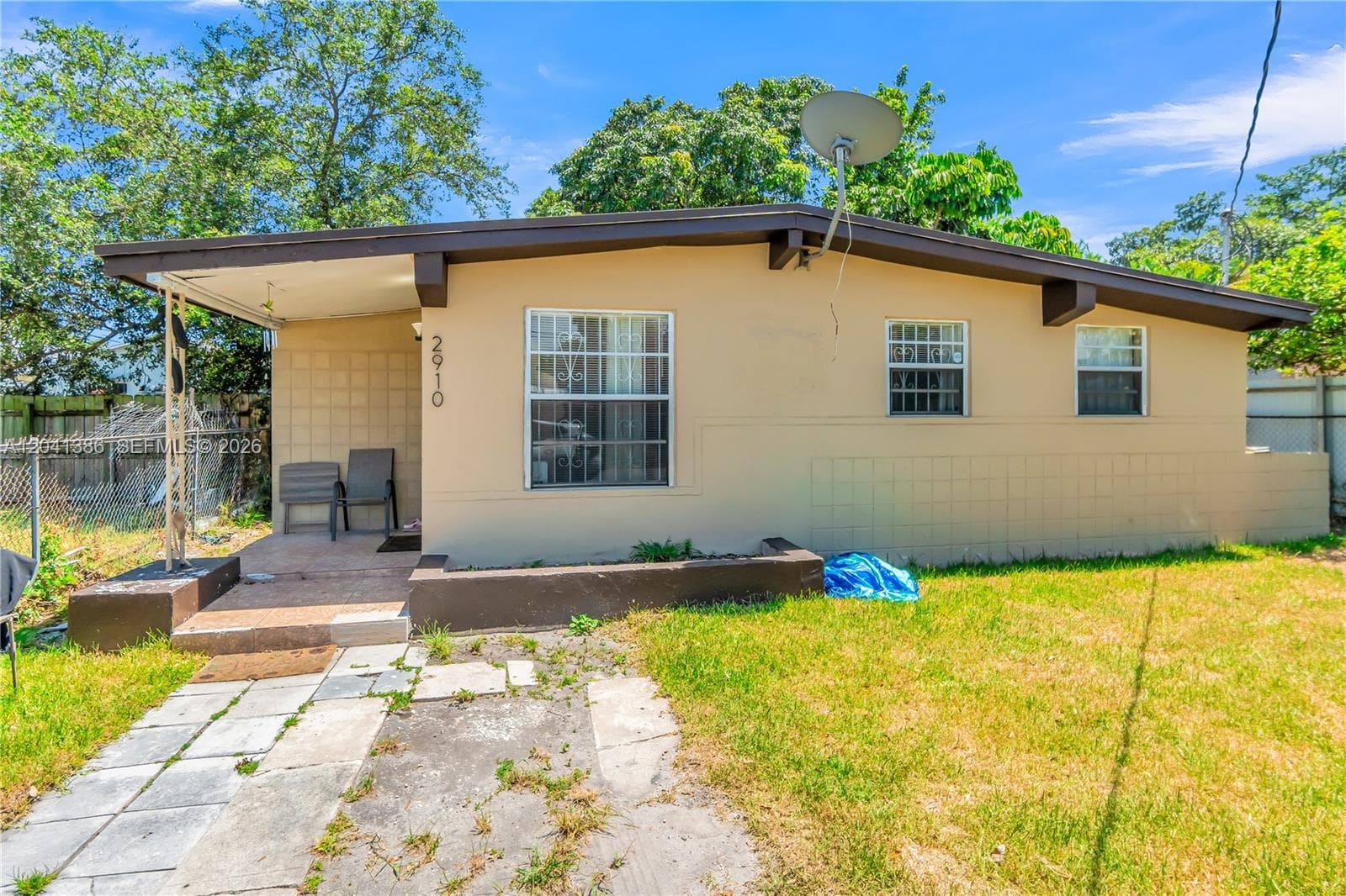 2910 NW 47th St, Miami, FL 33142 photo 3