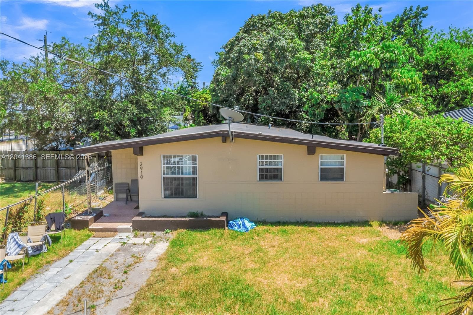 2910 NW 47th St, Miami, FL 33142 photo 4