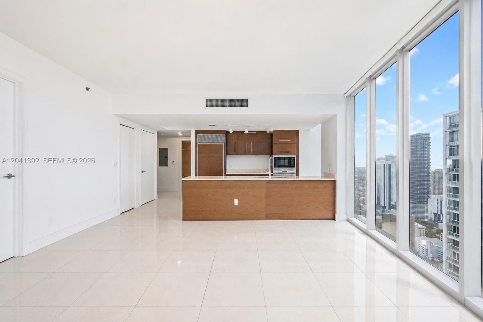475 BRICKELL AVE # 4715, Miami, FL 33131 photo 2