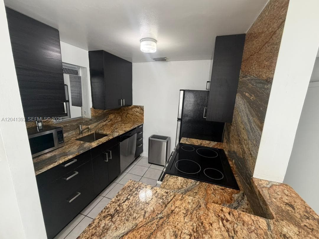 641 Espanola Way # 3, Miami Beach, FL 33139 photo 2