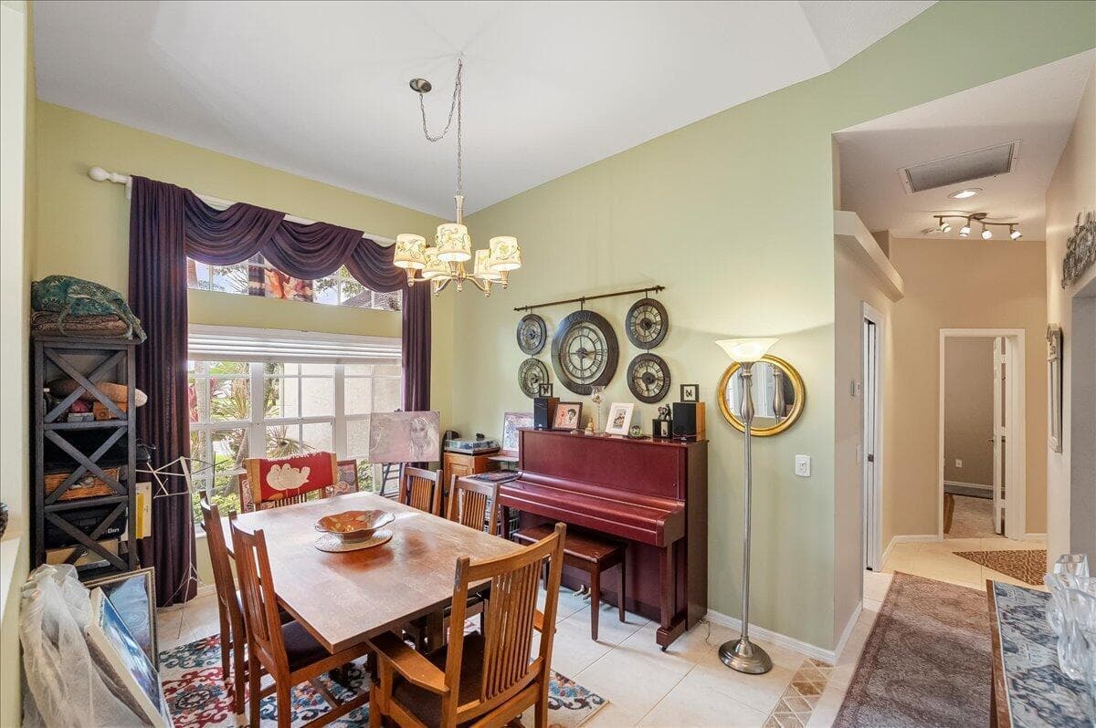 109 39th Drive, Vero Beach, FL 32968 photo 5