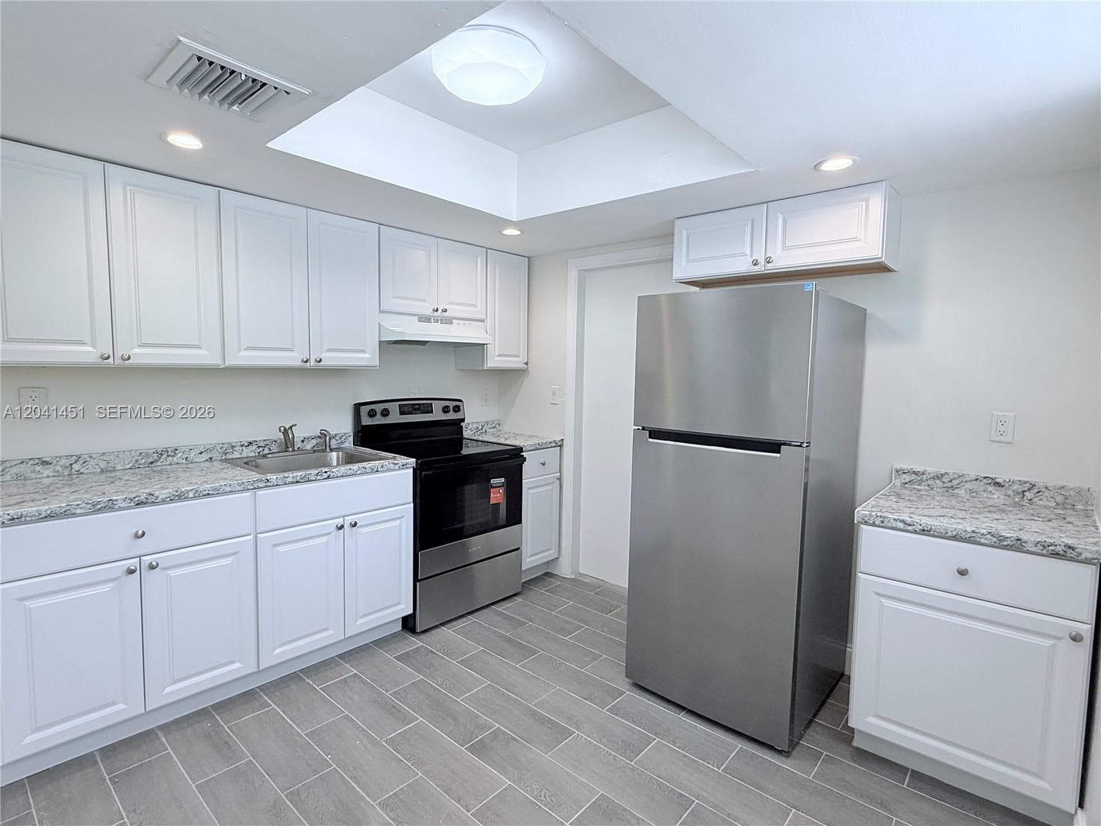 2470 NE 182nd Ter # 1, North Miami Beach, FL 33160 photo 5