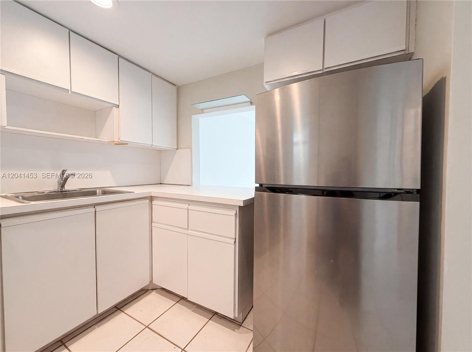 200 Galen Dr # 202, Key Biscayne, FL 33149 photo 2