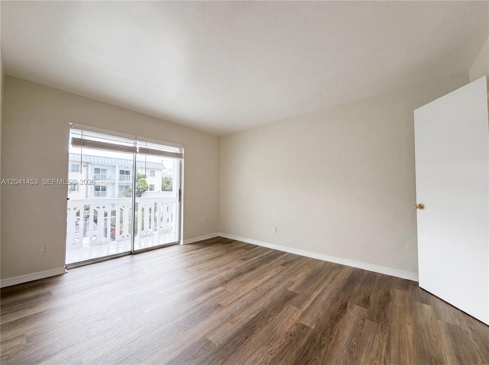 200 Galen Dr # 202, Key Biscayne, FL 33149 photo 4