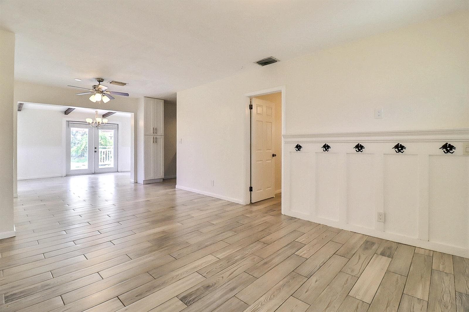 337 Mid Pines Road, Palm Springs, FL 33461 photo 5