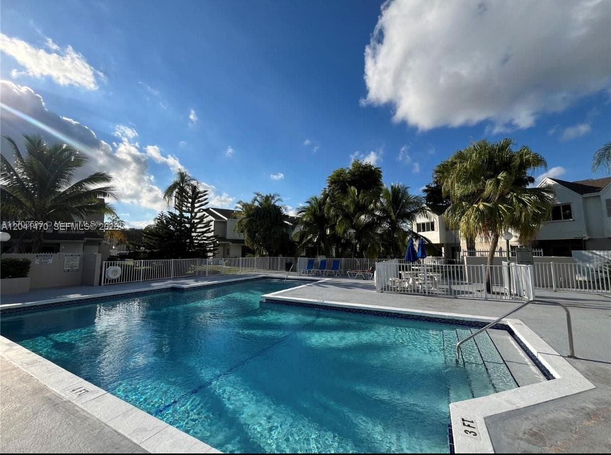 17515 NW 67th Ct # G-22, Hialeah, FL 33015 photo 5