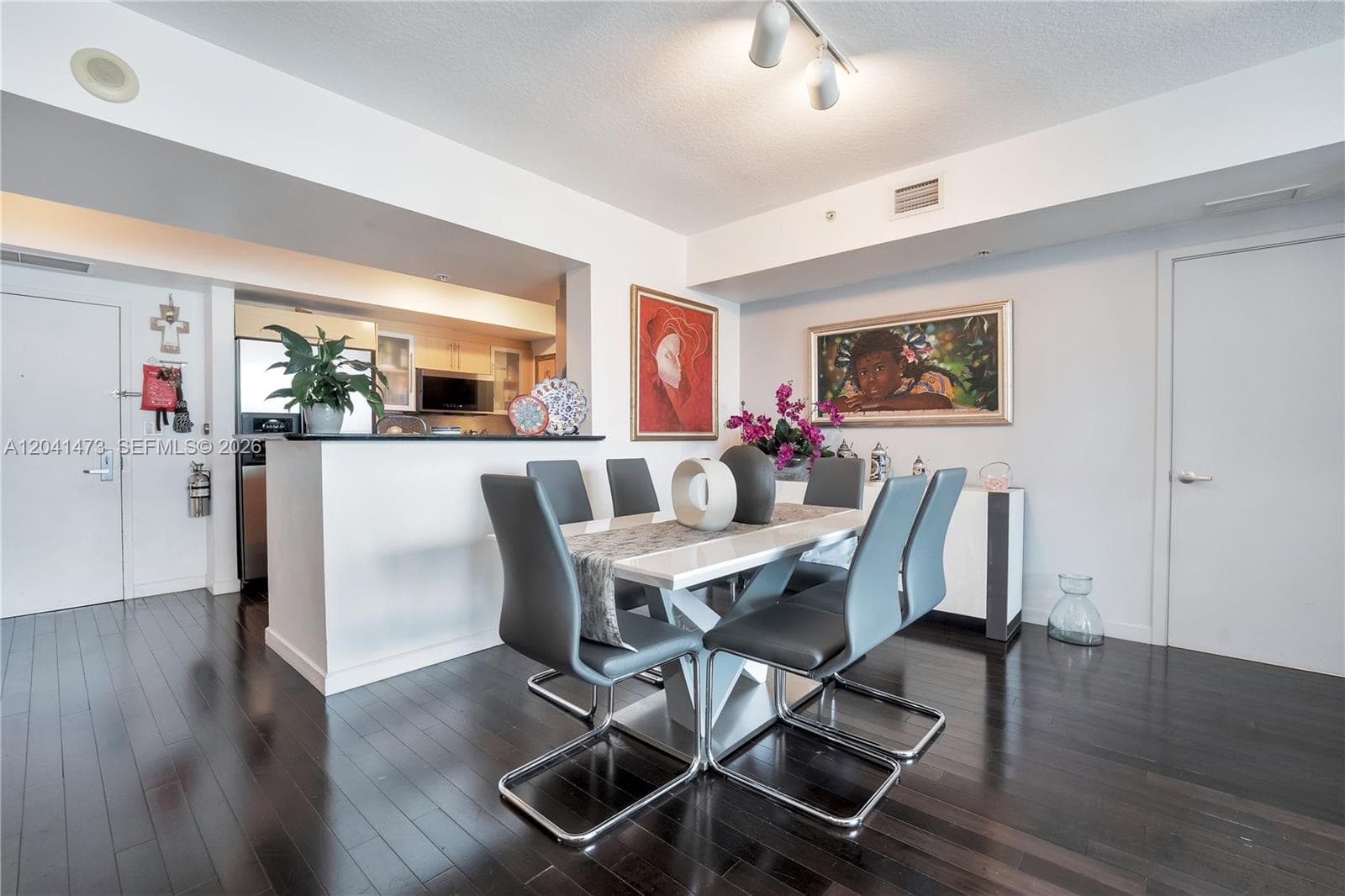 325 S Biscayne Blvd # 3921, Miami, FL 33131 photo 5
