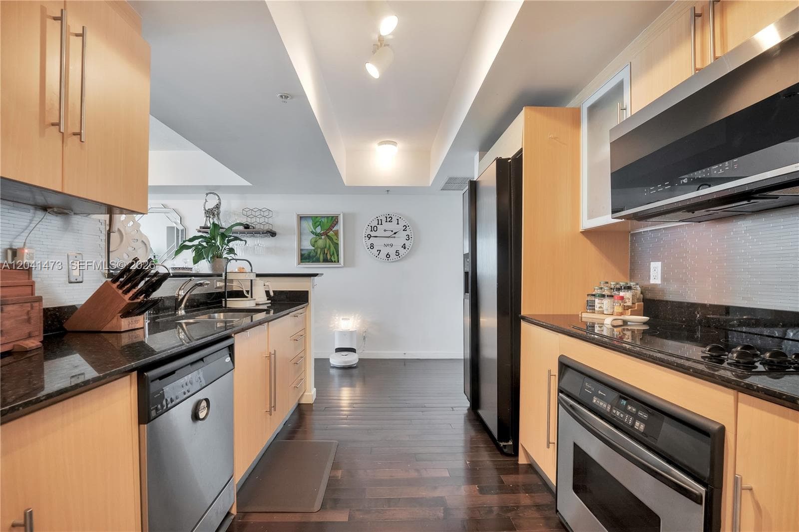 325 S Biscayne Blvd # 3921, Miami, FL 33131 photo 4