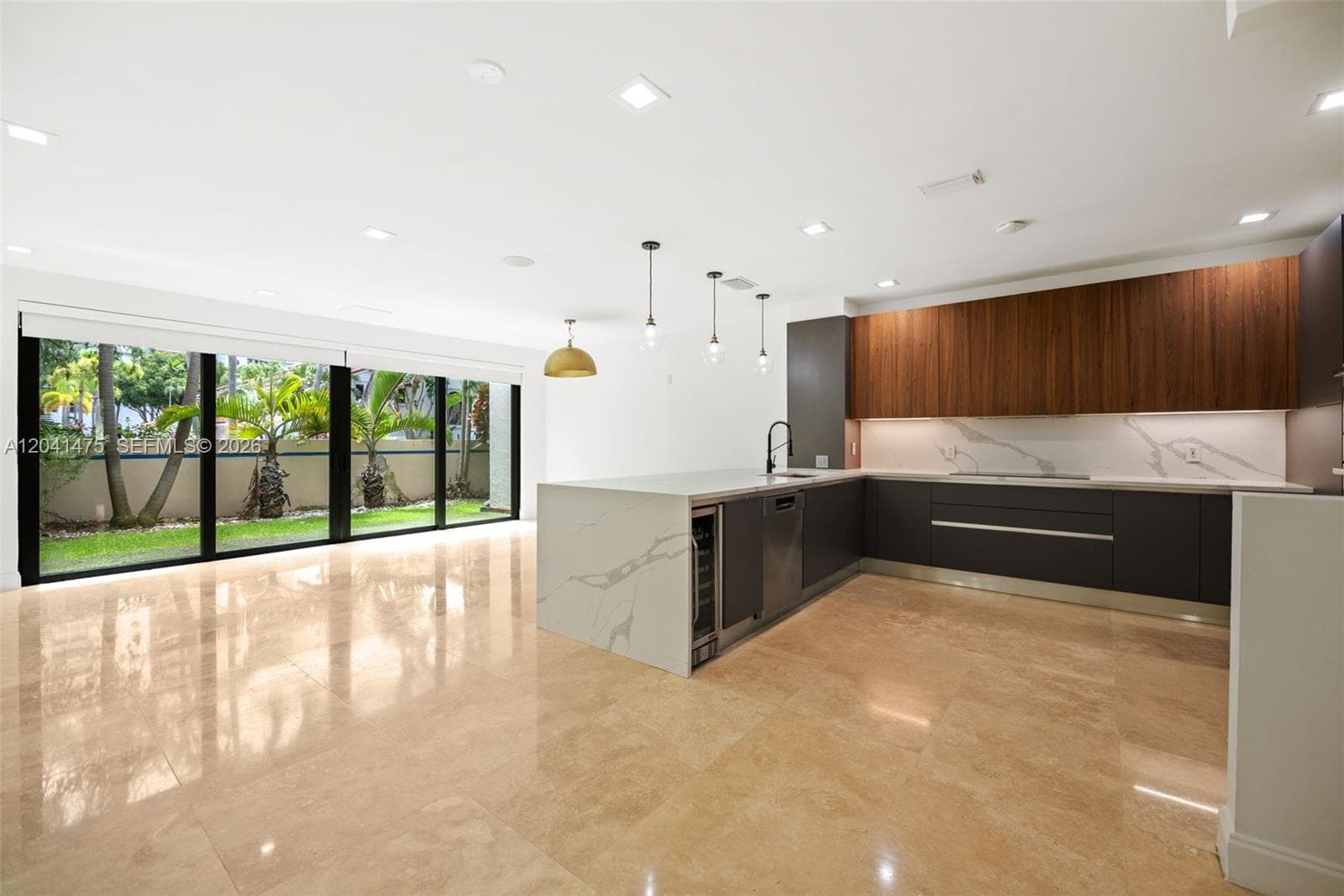 21387 Marina Cove Cir # 12-F, Aventura, FL 33180 photo 3